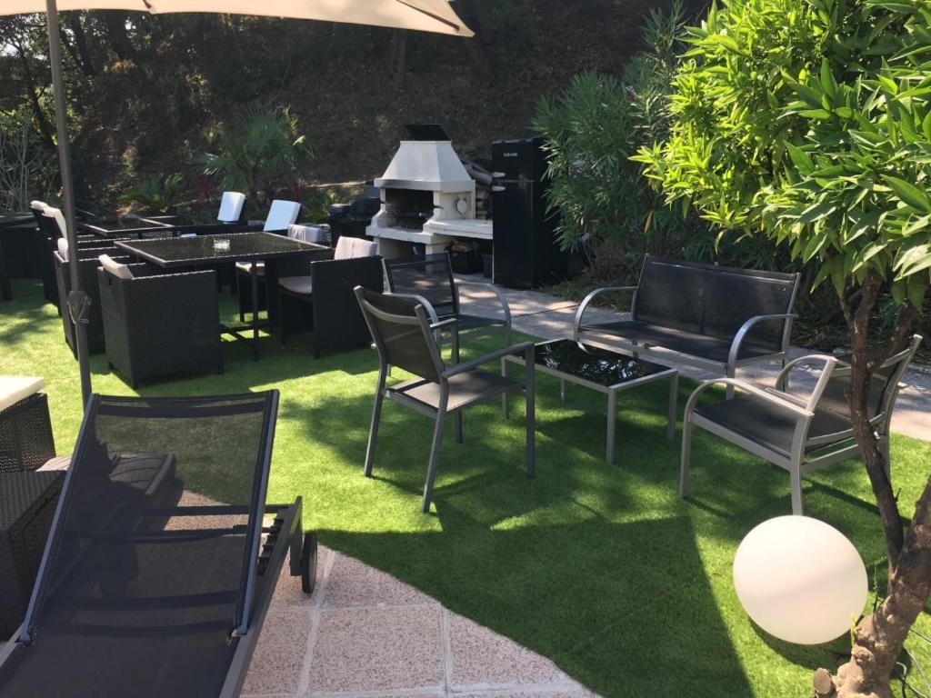 Villa Les Yuccas - Pool - Sea View Cagnes-sur-Mer Eksteriør bilde